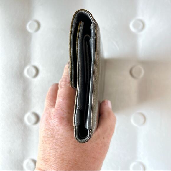 Chanel Vintage Tri Fold Patent Leather Wallet - Picture 3 of 15